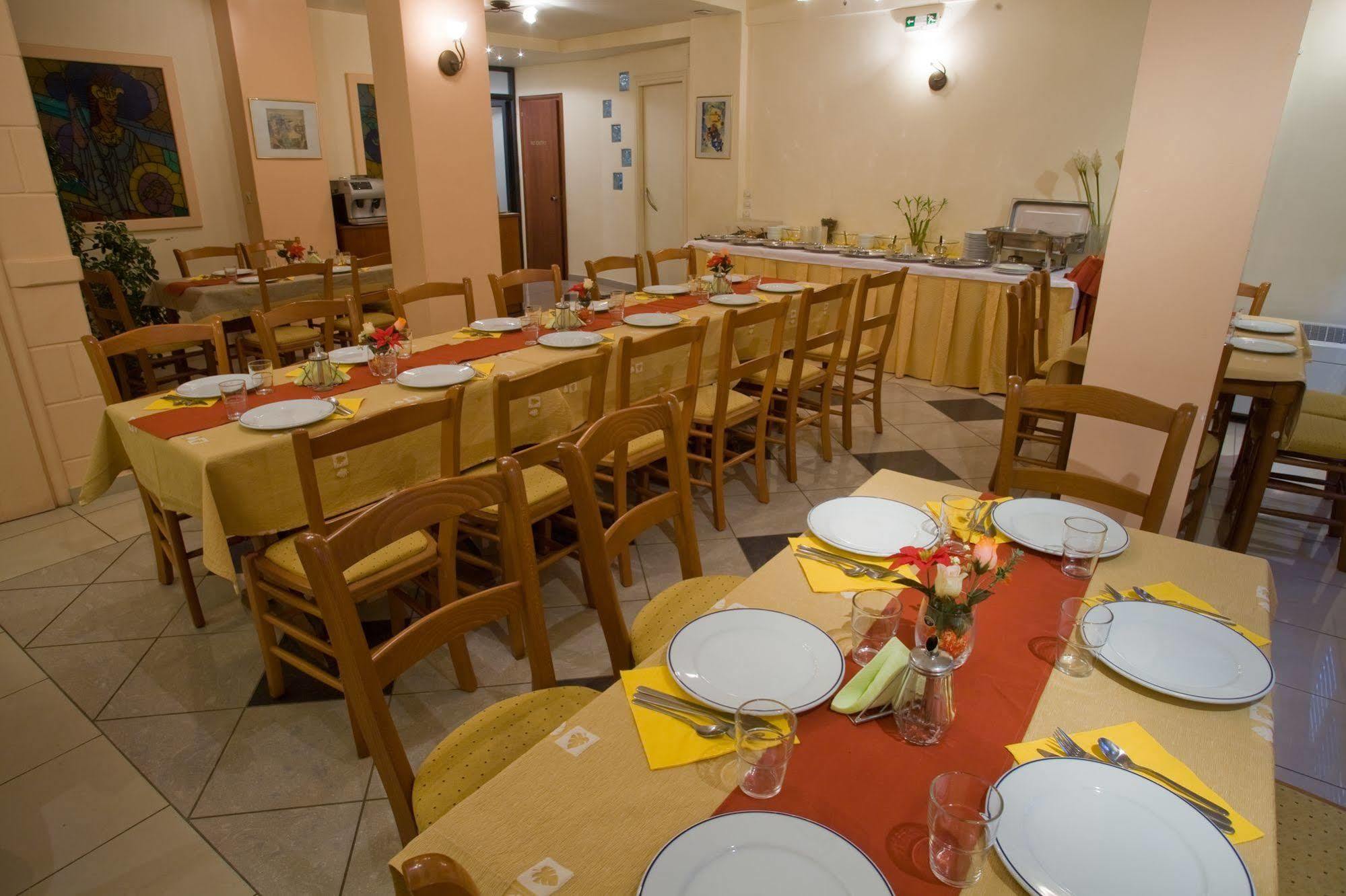 Hotel Akropol Paralía Kültér fotó
